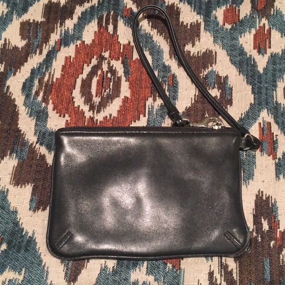 Authentic Coach Leather Wristlet- Black - Picture 2 of 3